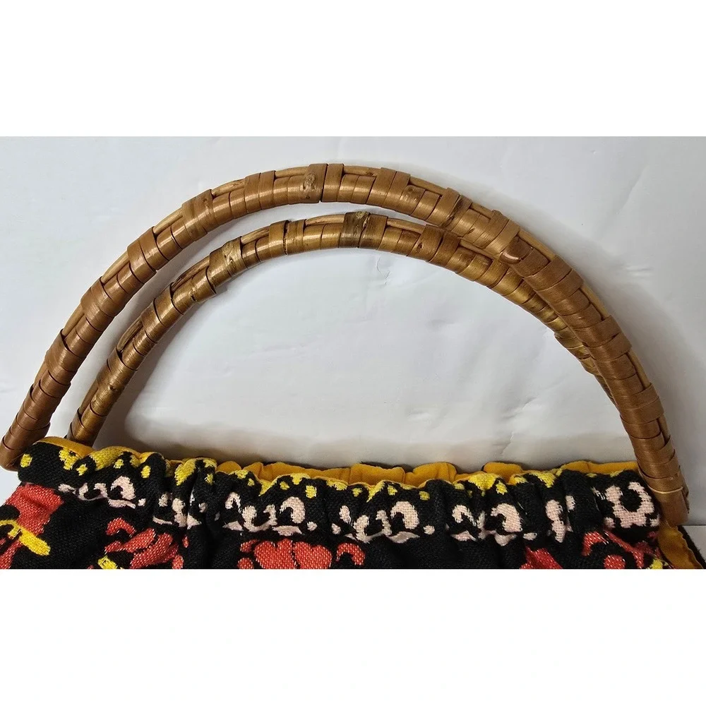 VINTAGE‎ PORTUGAL HANDBAG WITH ROOSTERS, VASES & FLOWERS PATTERN